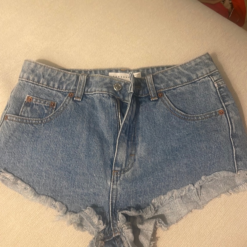 Topshop cheeky jean shorts size US 6